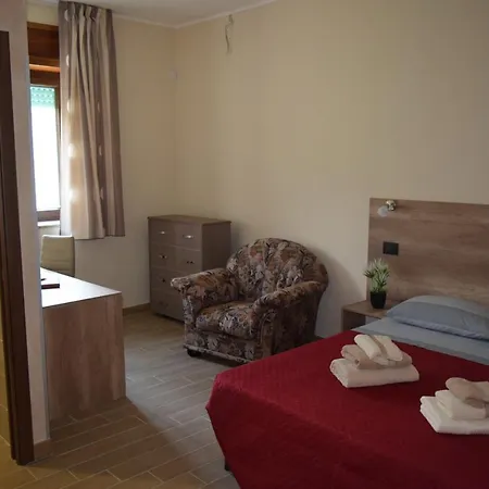 Paolina Guest house *